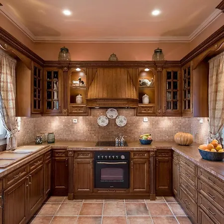 Дом отдыха Pantaleon House *
